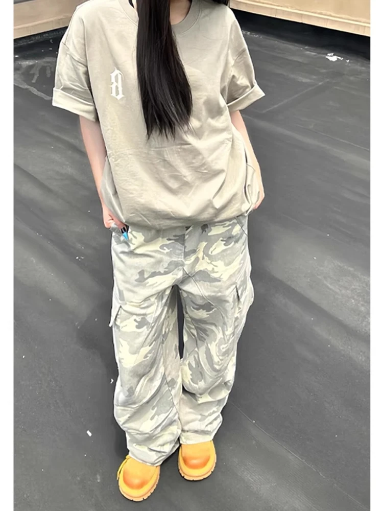 American Retro Camouflage Work Pants Loose Wide Leg Casual Logging Jeans for Men And Women High Street Trend Brand
American Retro Camouflage Work Pants Loose Wide Leg Casual Logging Jeans for Men And Women High Street Trend Brand