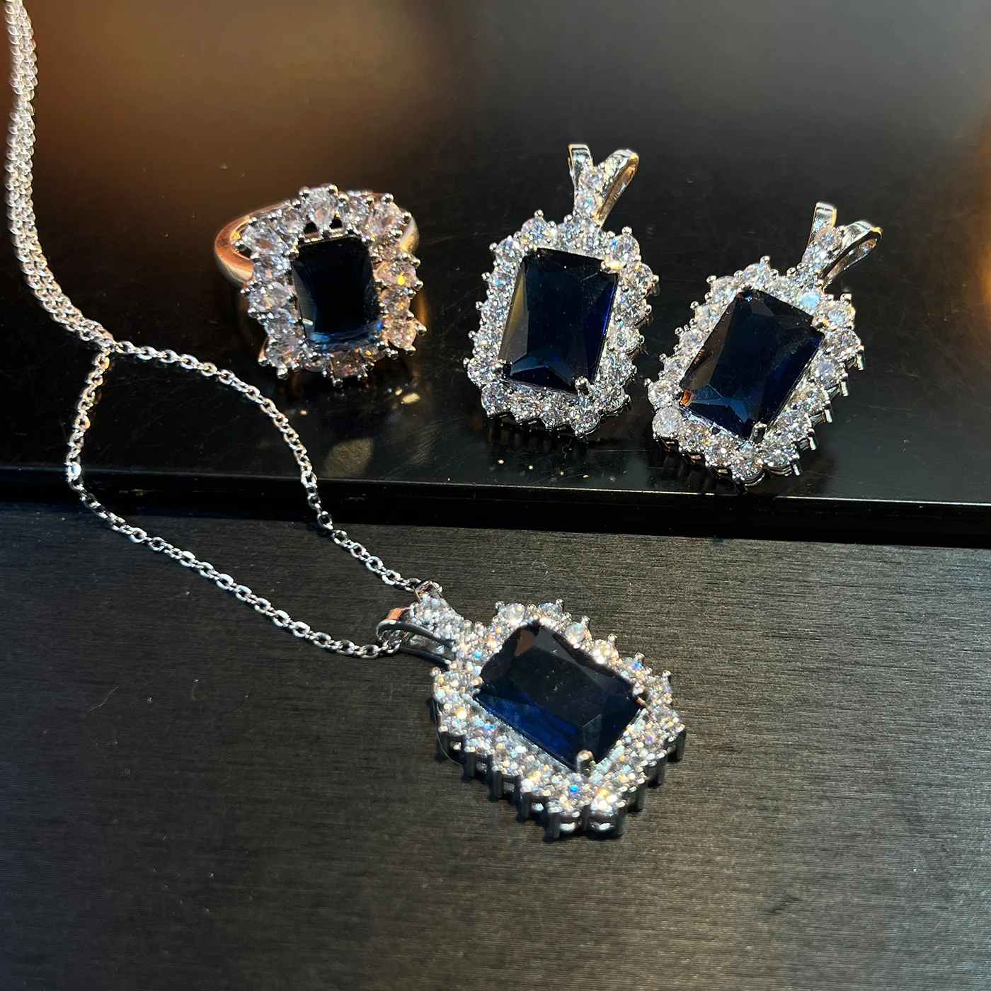 set 3pcs Jewelry necklace earrings and ring for women Everyday Office Party Wear fashion jewelry blue purple square pendant
set 3pcs Jewelry necklace earrings and ring for women Everyday Office Party Wear fashion jewelry blue purple square pendant