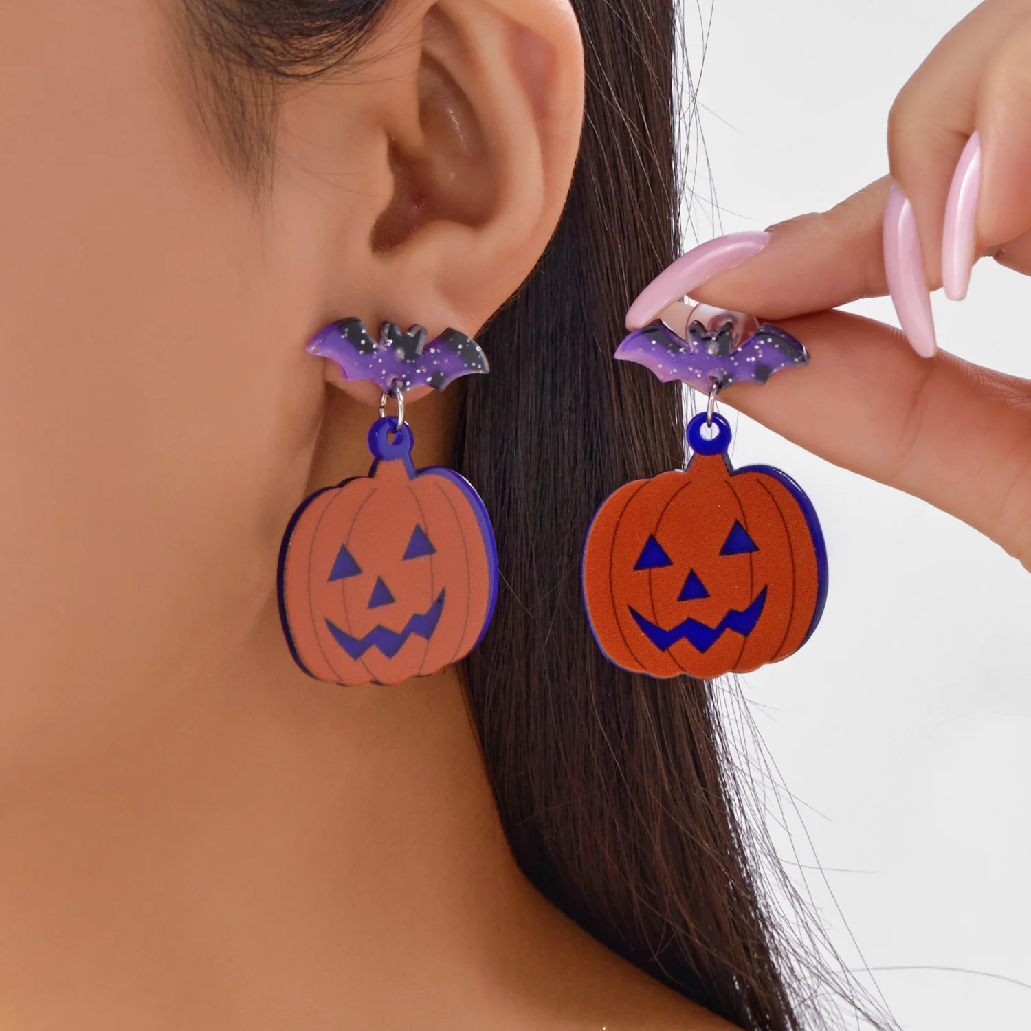 Halloween Cartoon Pumpkin Ghost Skull Ear Pendants Earrings Cute Staring Eyes Acrylic Ear Ornaments Party Vintage Gift
Halloween Cartoon Pumpkin Ghost Skull Ear Pendants Earrings Cute Staring Eyes Acrylic Ear Ornaments Party Vintage Gift