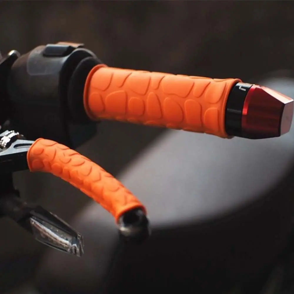 Soft Anti-skid Clutches Lever Cover Motorbike Brake Handle Motorcycle Handlebar Grip Rubber Bar Handle Grip Cover Protector
Soft Anti-skid Clutches Lever Cover Motorbike Brake Handle Motorcycle Handlebar Grip Rubber Bar Handle Grip Cover Protector