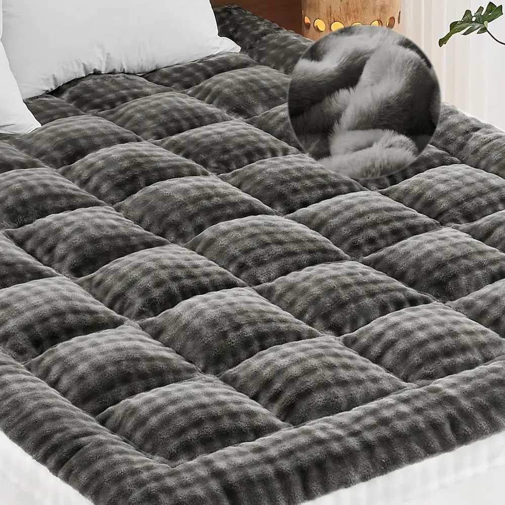 Luxury Plush Pillow Top Mattress Pad with Down Alternative, 8-21 Deep, Grey
Luxury Plush Pillow Top Mattress Pad with Down Alternative, 8-21 Deep, Grey