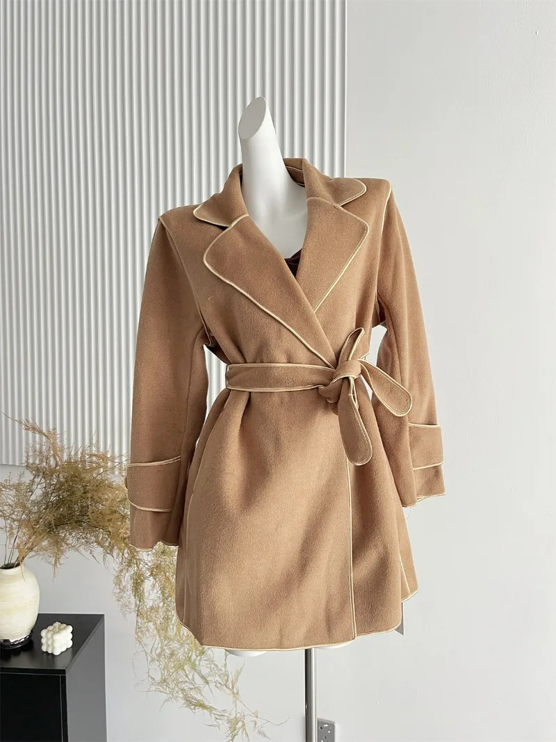 MiiiiX Casual Lapel Double-sided Woolen Wrap Coat Mid-length Jacket Loose Lace-up Waist Outerwear 2024 Autumn Women's Clothing
MiiiiX Casual Lapel Double-sided Woolen Wrap Coat Mid-length Jacket Loose Lace-up Waist Outerwear 2024 Autumn Women's Clothing