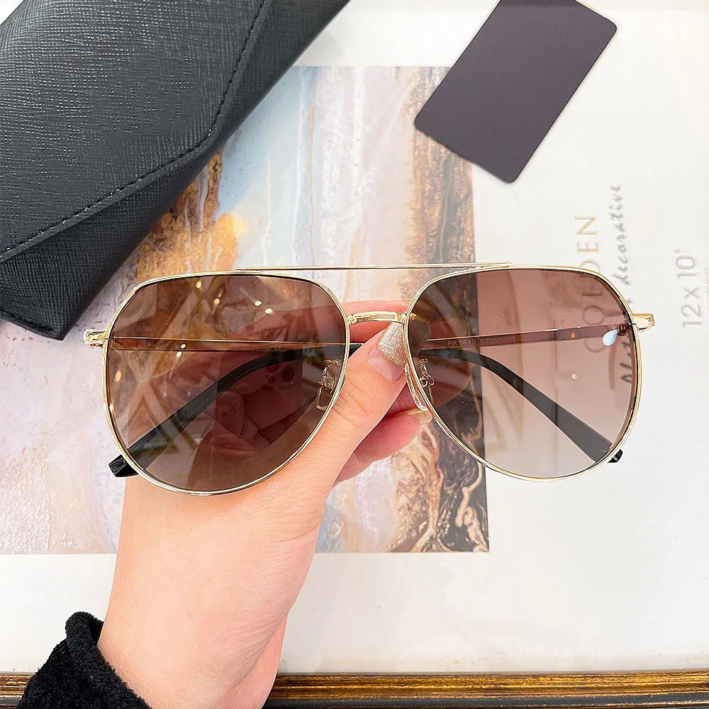 Fashion Design Double Bridge Pilot Style Sunglasses For Men and Women Large Oval Slim Alloy Frame Customizable lenses
Fashion Design Double Bridge Pilot Style Sunglasses For Men and Women Large Oval Slim Alloy Frame Customizable lenses