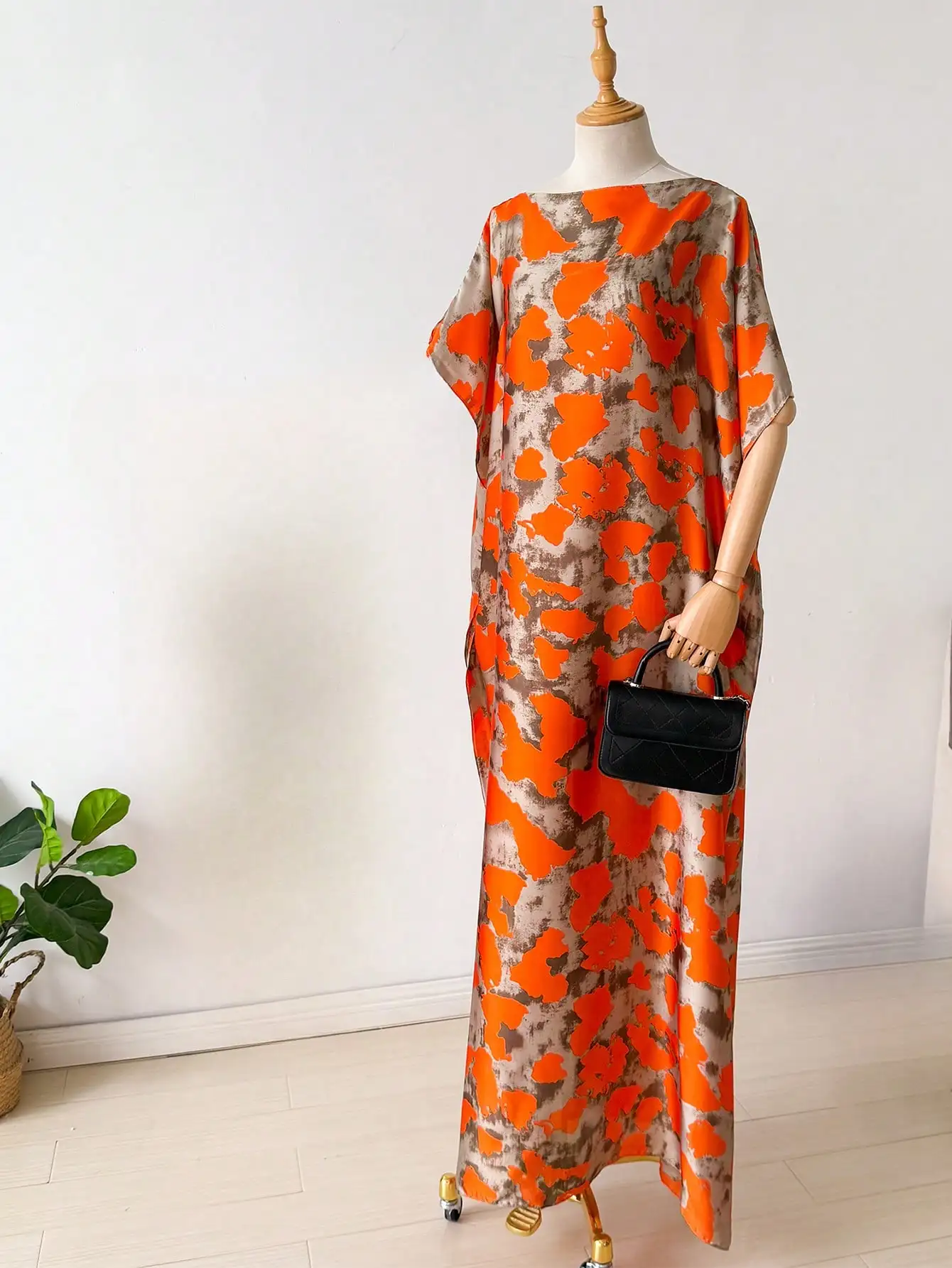 Womens Lightweight Chiffon Kaftan Dress With Floral And Paisley Print For Summer Beach Wear
Womens Lightweight Chiffon Kaftan Dress With Floral And Paisley Print For Summer Beach Wear