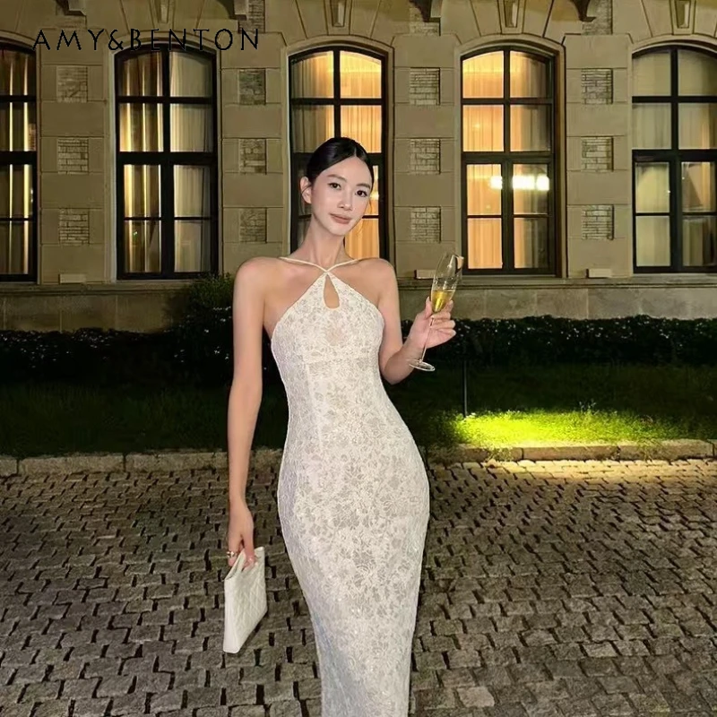 French Elegant Socialite Sequin Heavy Industry Women's Dress 2026 New Lace Halter Back Split Gown Sexy Slimming Dresses Ladies
French Elegant Socialite Sequin Heavy Industry Women's Dress 2026 New Lace Halter Back Split Gown Sexy Slimming Dresses Ladies