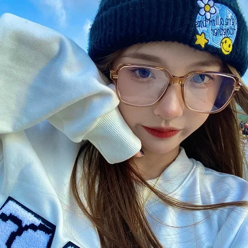 Korea Tea Big Glasses Frame Women Lovely INS No Makeup Plain Glasses Men Eyewear Cute Decorative Computer Glasses
Korea Tea Big Glasses Frame Women Lovely INS No Makeup Plain Glasses Men Eyewear Cute Decorative Computer Glasses