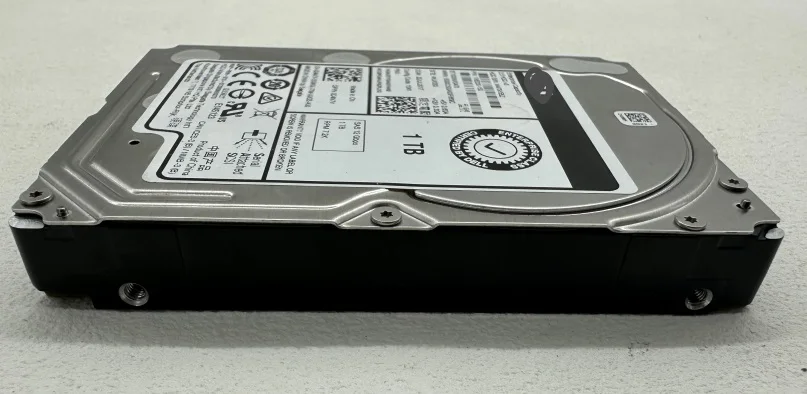 ST1000NX0473 1TB 2.5” 12Gbps 7.2K RPM Enterprise (512E) SAS HDD Second-Hand
ST1000NX0473 1TB 2.5” 12Gbps 7.2K RPM Enterprise (512E) SAS HDD Second-Hand