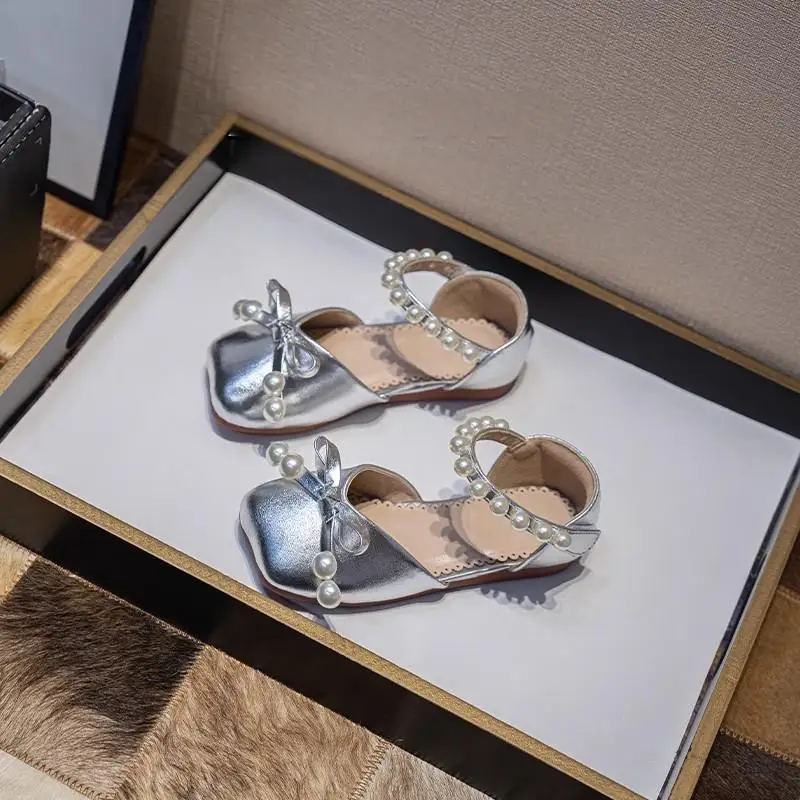 Girls Strappy Leather Shoes with Shiny Bow 2025 New Autumn Toddler Princess Shoes Soft Sole Elegant Girls School Mary Jane Flats
Girls Strappy Leather Shoes with Shiny Bow 2025 New Autumn Toddler Princess Shoes Soft Sole Elegant Girls School Mary Jane Flats