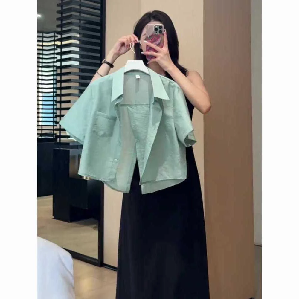 Summer 2026 Trendy Versatile Short Sleeve Casual Thin Shirt Women's Loose Fit Collar Top Open Back Design Ladies' Shirt
Summer 2026 Trendy Versatile Short Sleeve Casual Thin Shirt Women's Loose Fit Collar Top Open Back Design Ladies' Shirt