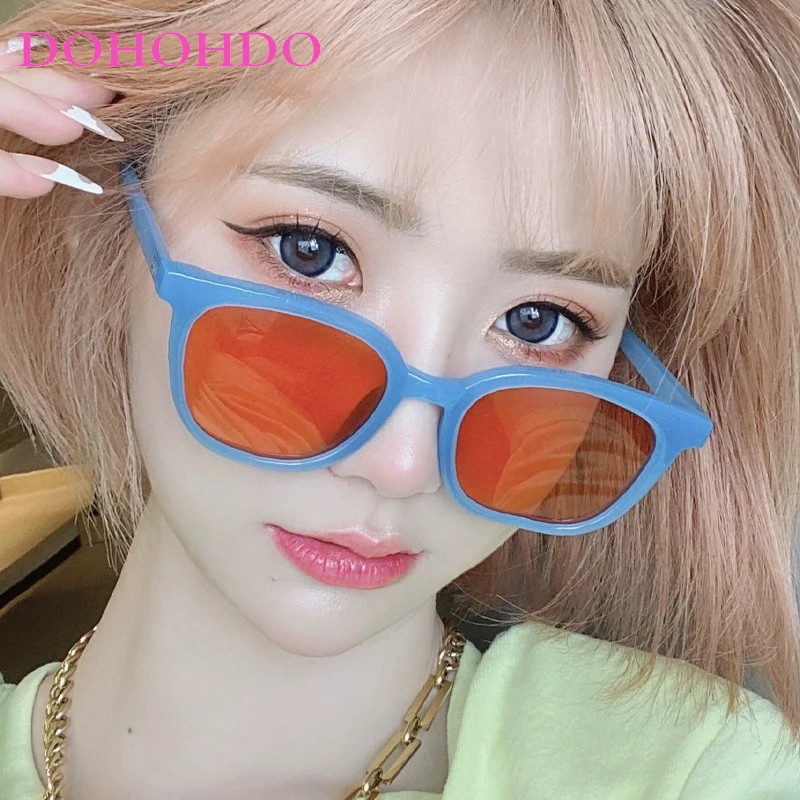 Vintage Trendy Small Frame Square Sunglasses Women Men Luxury Brand Designer Personality Punk Travel Driving Sunglasses UV400
Vintage Trendy Small Frame Square Sunglasses Women Men Luxury Brand Designer Personality Punk Travel Driving Sunglasses UV400