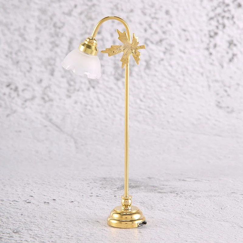 1/12 Dollhouse Mini Floor Lamp With LED Light Model For 1:12 Dollhouse Indoor Bedroom Decorative Furniture
1/12 Dollhouse Mini Floor Lamp With LED Light Model For 1:12 Dollhouse Indoor Bedroom Decorative Furniture