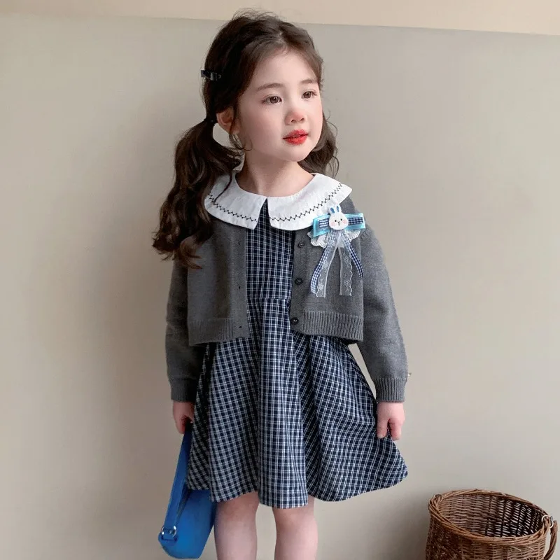 Girl's Spring Dress Set, Little Girl's Stylish Knitted Cardigan, College Style, Two Piece Set, Shirt Skirt, Trendy
Girl's Spring Dress Set, Little Girl's Stylish Knitted Cardigan, College Style, Two Piece Set, Shirt Skirt, Trendy