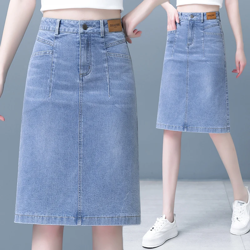 Wholesale women's denim skirts for summer2023New High Waist SlimmingaMid-length pencil skirt with a slit at the back
Wholesale women's denim skirts for summer2023New High Waist SlimmingaMid-length pencil skirt with a slit at the back