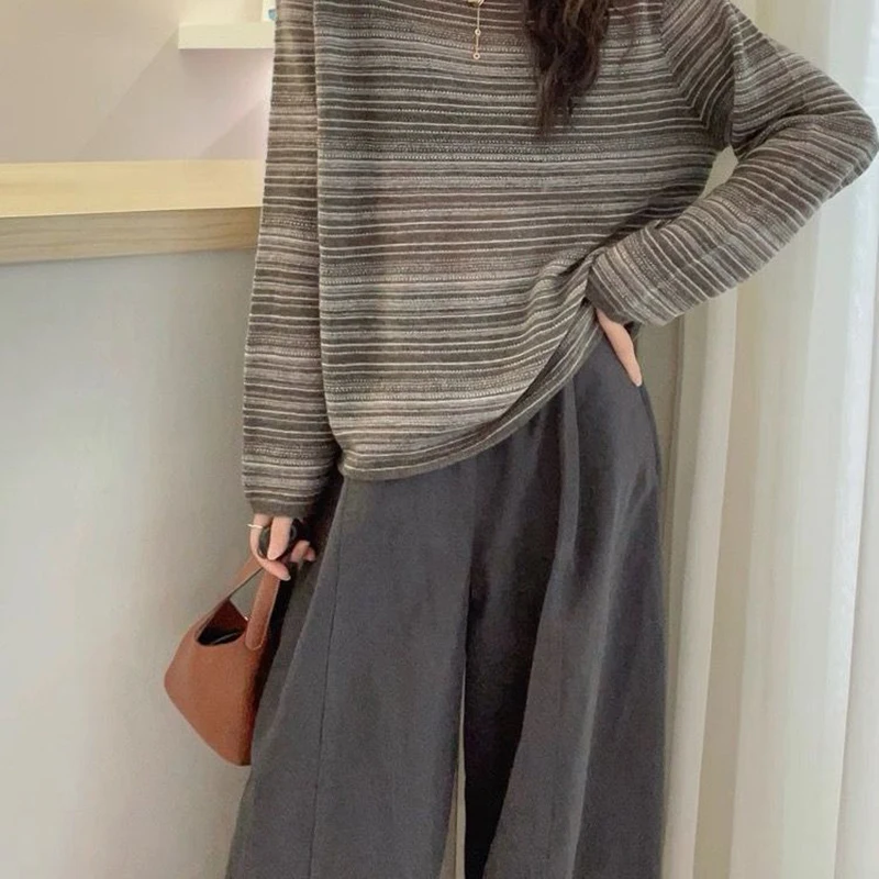 Autumn Winter Vintage Striped Print Women V Neck Long Sleeve T Shirts Fashion All-match Handsome Punk 2xl Oversized Basics Tops
Autumn Winter Vintage Striped Print Women V Neck Long Sleeve T Shirts Fashion All-match Handsome Punk 2xl Oversized Basics Tops