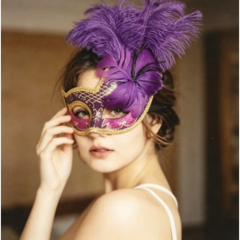 Masquerade Ball Feather Mask Venetian Princess Half Face Costume for Women Party
Masquerade Ball Feather Mask Venetian Princess Half Face Costume for Women Party