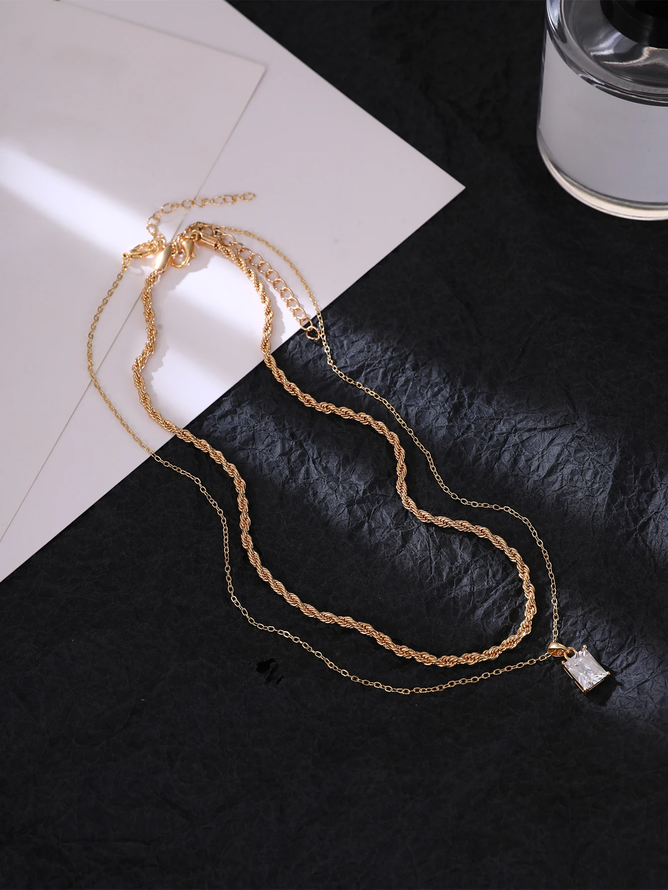 Double-Layer Braided Cross Chain Square Zircon Pendant Concert Party Vacation Gift Shop Fashion Versatile Elegant Niche Necklace
Double-Layer Braided Cross Chain Square Zircon Pendant Concert Party Vacation Gift Shop Fashion Versatile Elegant Niche Necklace