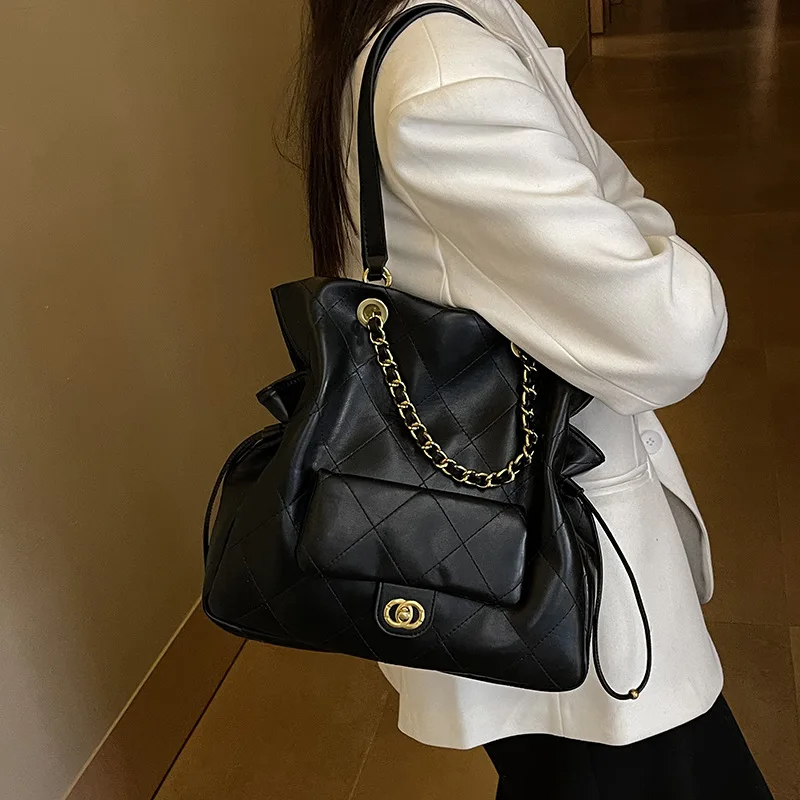 Street Personality Trend Socks!New 2025! Large Capacity Women's Tote - Underarm/Handheld, Small Fragrance, Trendy Versatile
Street Personality Trend Socks!New 2025! Large Capacity Women's Tote - Underarm/Handheld, Small Fragrance, Trendy Versatile