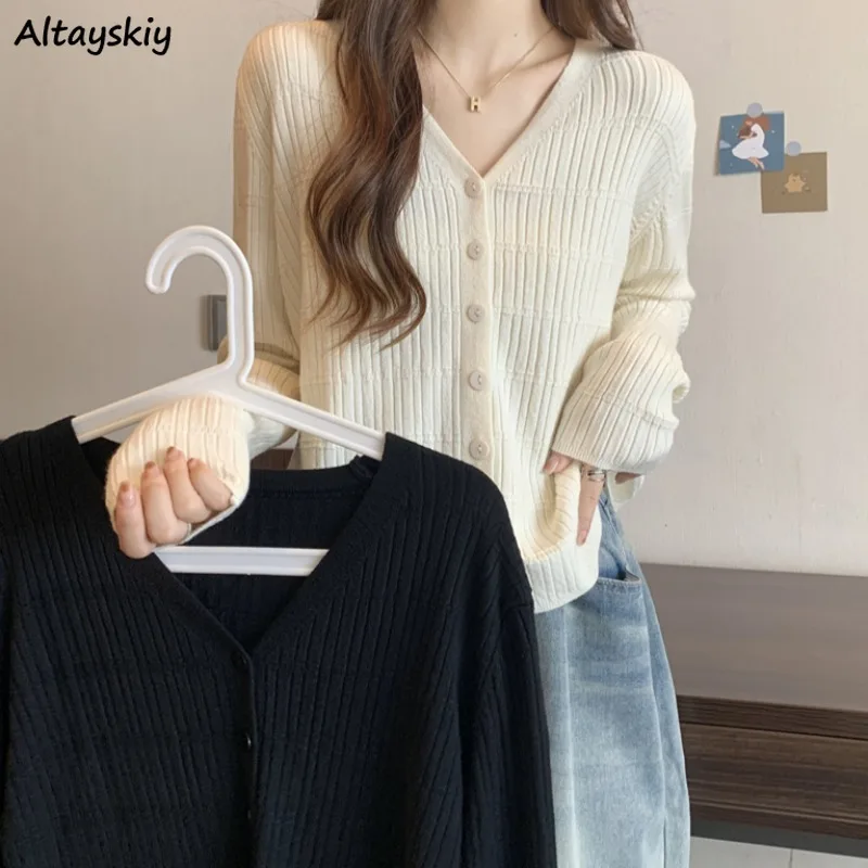 Cardigans for Women V-neck Long Sleeve Knitted Chic Young Girls Spring Autumn Tops Korean Style Simple Casual College Fashion
Cardigans for Women V-neck Long Sleeve Knitted Chic Young Girls Spring Autumn Tops Korean Style Simple Casual College Fashion