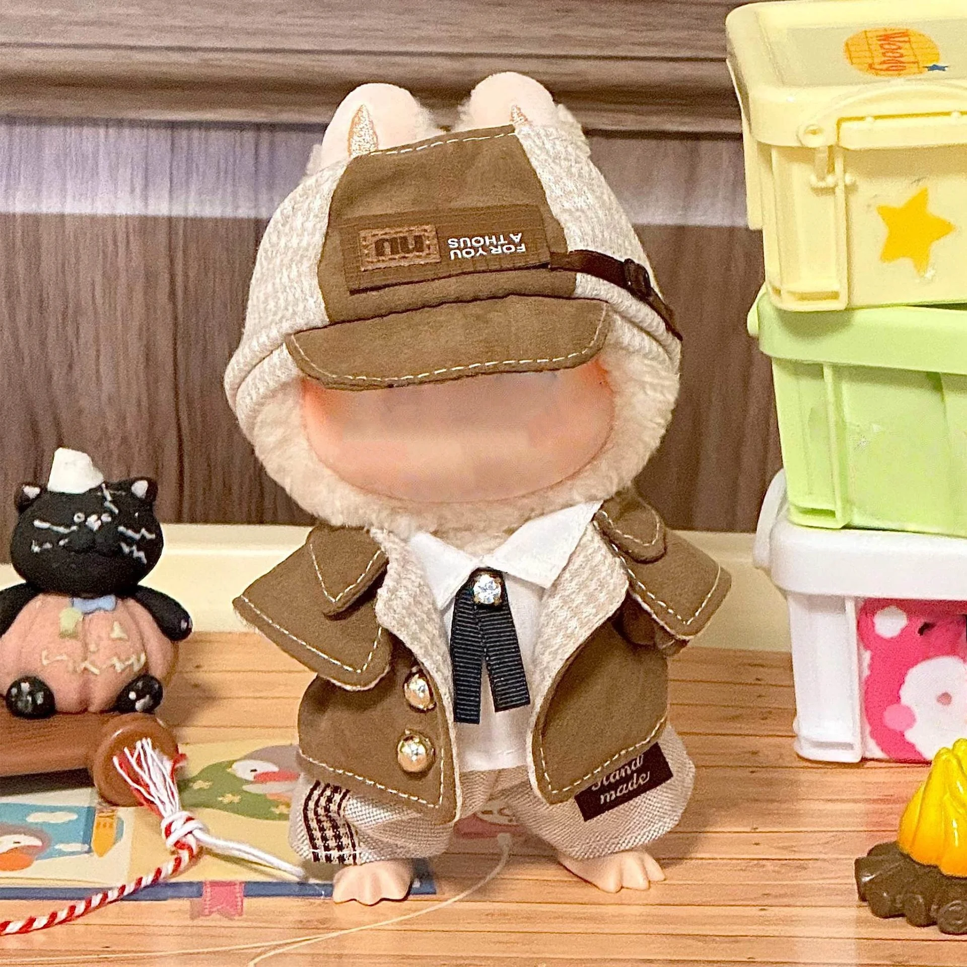 Doll clothes sitting party series vinyl doll clothes 17 cm detective suit accessories
Doll clothes sitting party series vinyl doll clothes 17 cm detective suit accessories