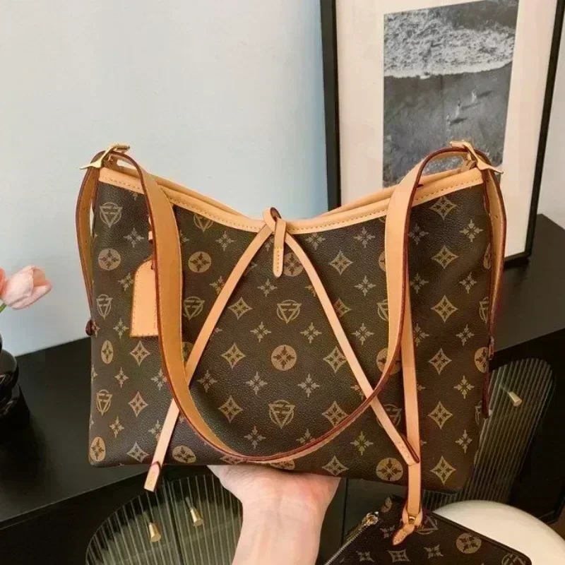 Trendy Fashionable Diaper Bag Solid Color Commuter Women Leather Shoulder Bag Crossbody Purse Elegant
Trendy Fashionable Diaper Bag Solid Color Commuter Women Leather Shoulder Bag Crossbody Purse Elegant