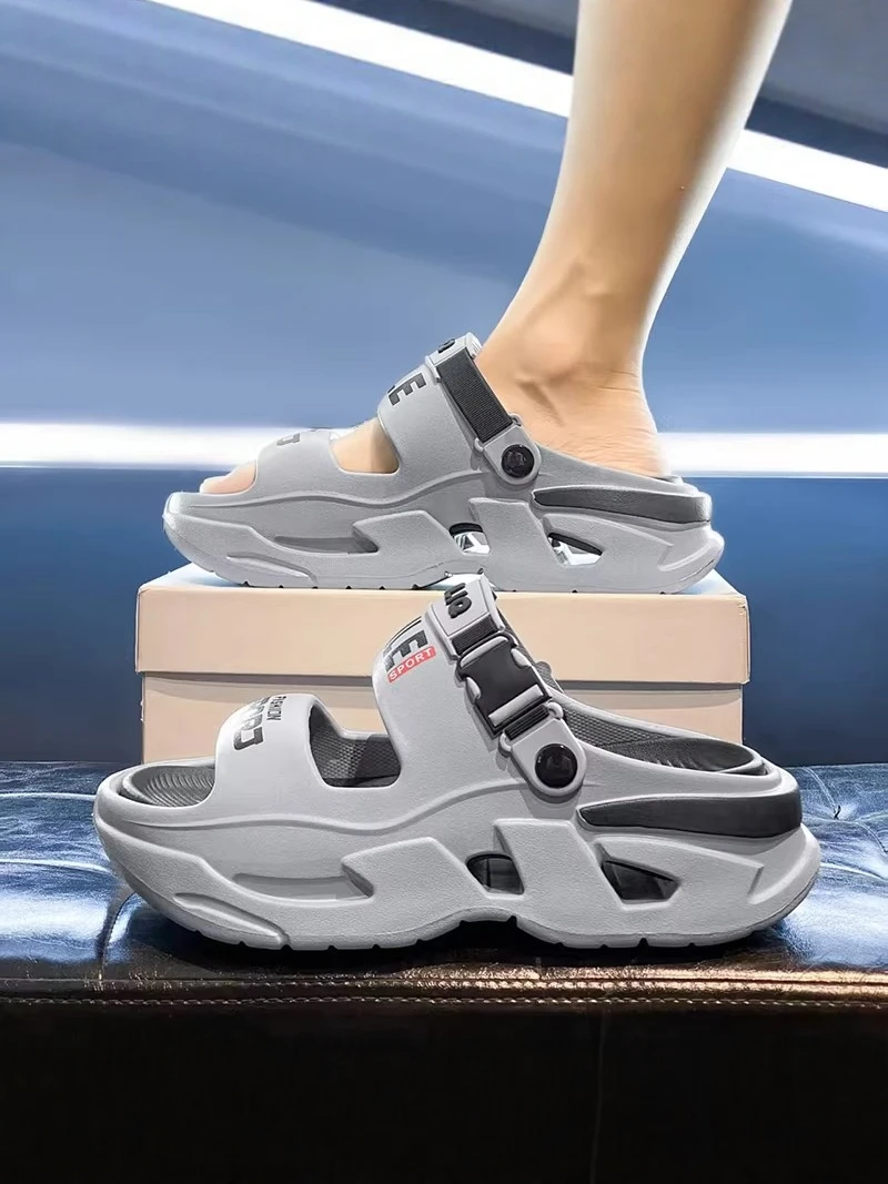 Men's Outdoor Sports Slippers Anti-Slip Deodorant Large Size Two-Way Wear Beach Sandals Comfortable Casual Slip-On Shoes
Men's Outdoor Sports Slippers Anti-Slip Deodorant Large Size Two-Way Wear Beach Sandals Comfortable Casual Slip-On Shoes
