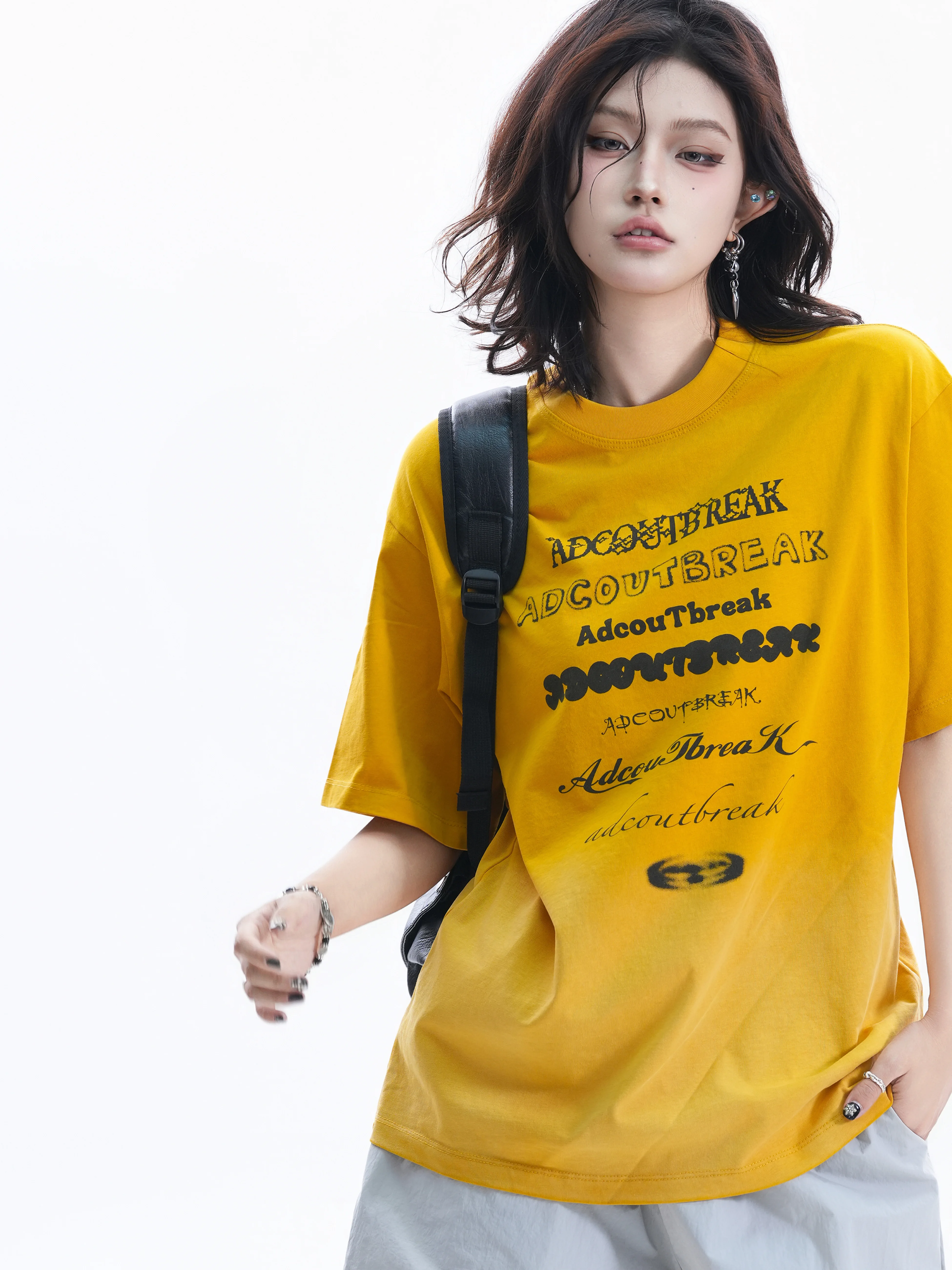 Casual Cotton Short Sleeve T-Shirt Women's College Style Letter Print Slimming American Commuter Versatile Top Summer Fashion
Casual Cotton Short Sleeve T-Shirt Women's College Style Letter Print Slimming American Commuter Versatile Top Summer Fashion