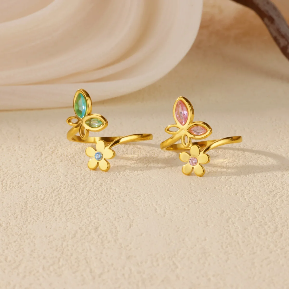 Rainbow Zircon Butterfly Flower Open Rings Titanium Steel French Women Finger Jewelry
Rainbow Zircon Butterfly Flower Open Rings Titanium Steel French Women Finger Jewelry