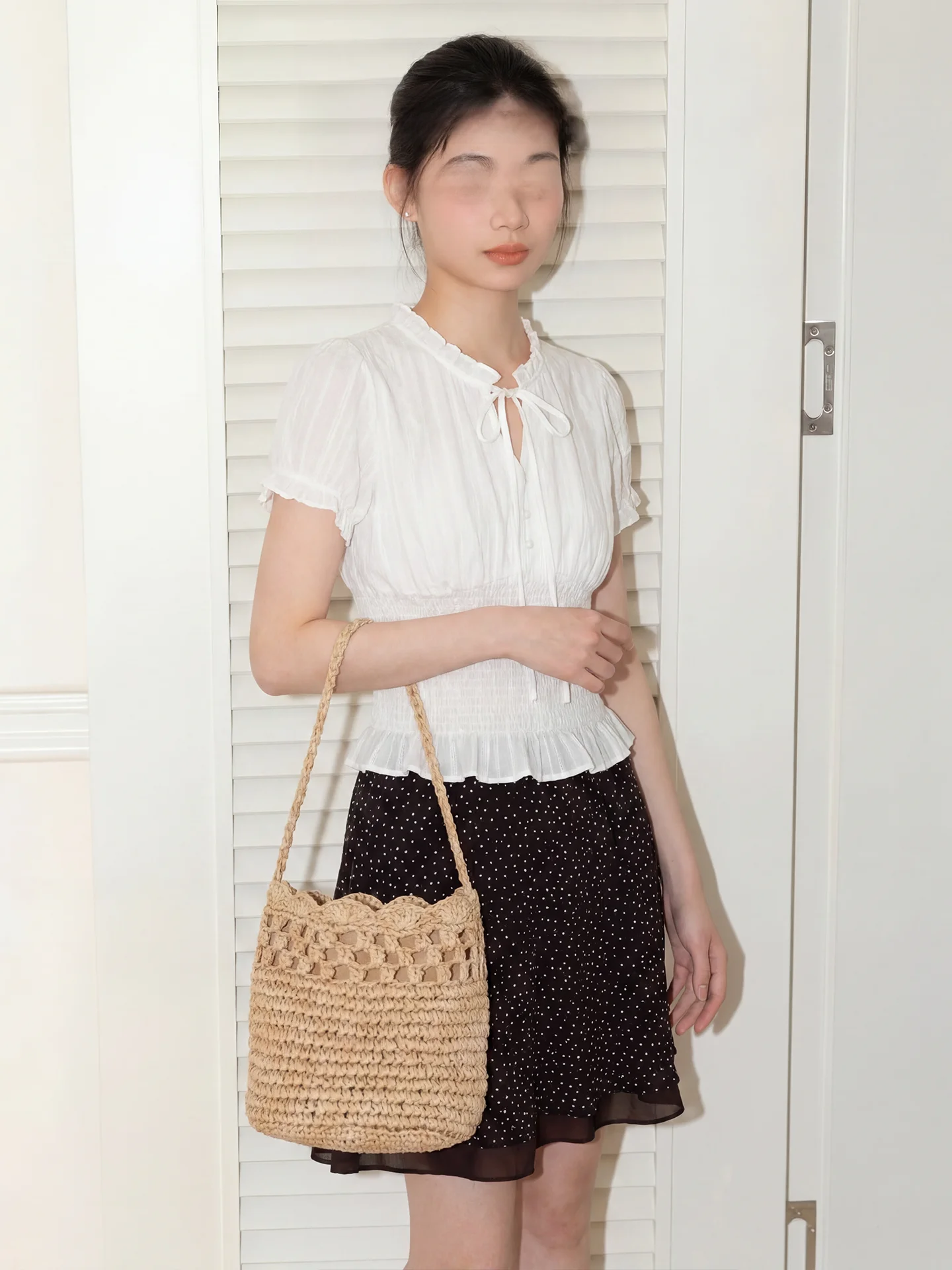 Orange Girl Straw Woven Bucket Bag Hollow out Shoulder Bag for Beach Vacation Travel 2026 New Summer Soft Handbag Pure Color
Orange Girl Straw Woven Bucket Bag Hollow out Shoulder Bag for Beach Vacation Travel 2026 New Summer Soft Handbag Pure Color