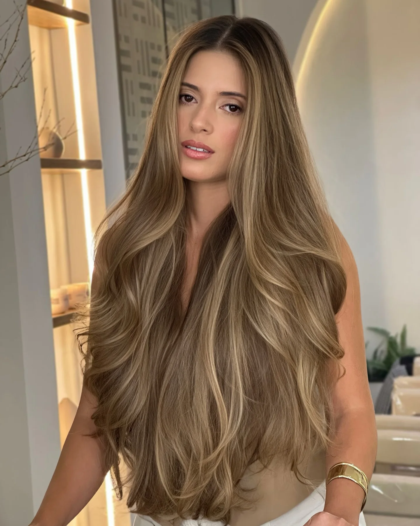 High Quality Synthetic Wigs Black Roots Ash Brown Long Natural Wavy For Women Cosplay Wig High Density Lace Front wig
High Quality Synthetic Wigs Black Roots Ash Brown Long Natural Wavy For Women Cosplay Wig High Density Lace Front wig