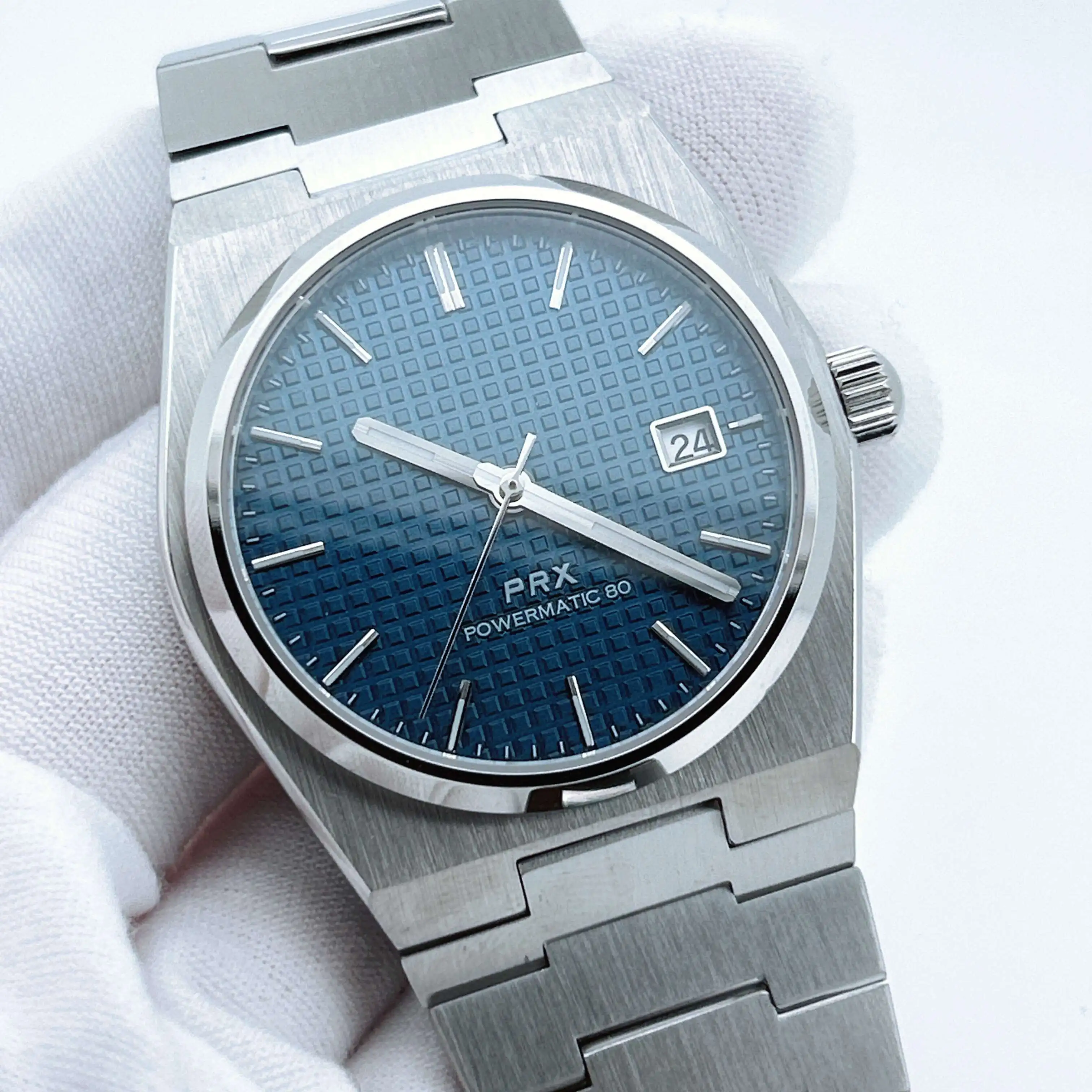 Customized Black Blue White 40mm PRX NH35 Automatic Steel Watch for Sek Men Date Dial Mechanical Wristwatch with Sapphir Glass
Customized Black Blue White 40mm PRX NH35 Automatic Steel Watch for Sek Men Date Dial Mechanical Wristwatch with Sapphir Glass