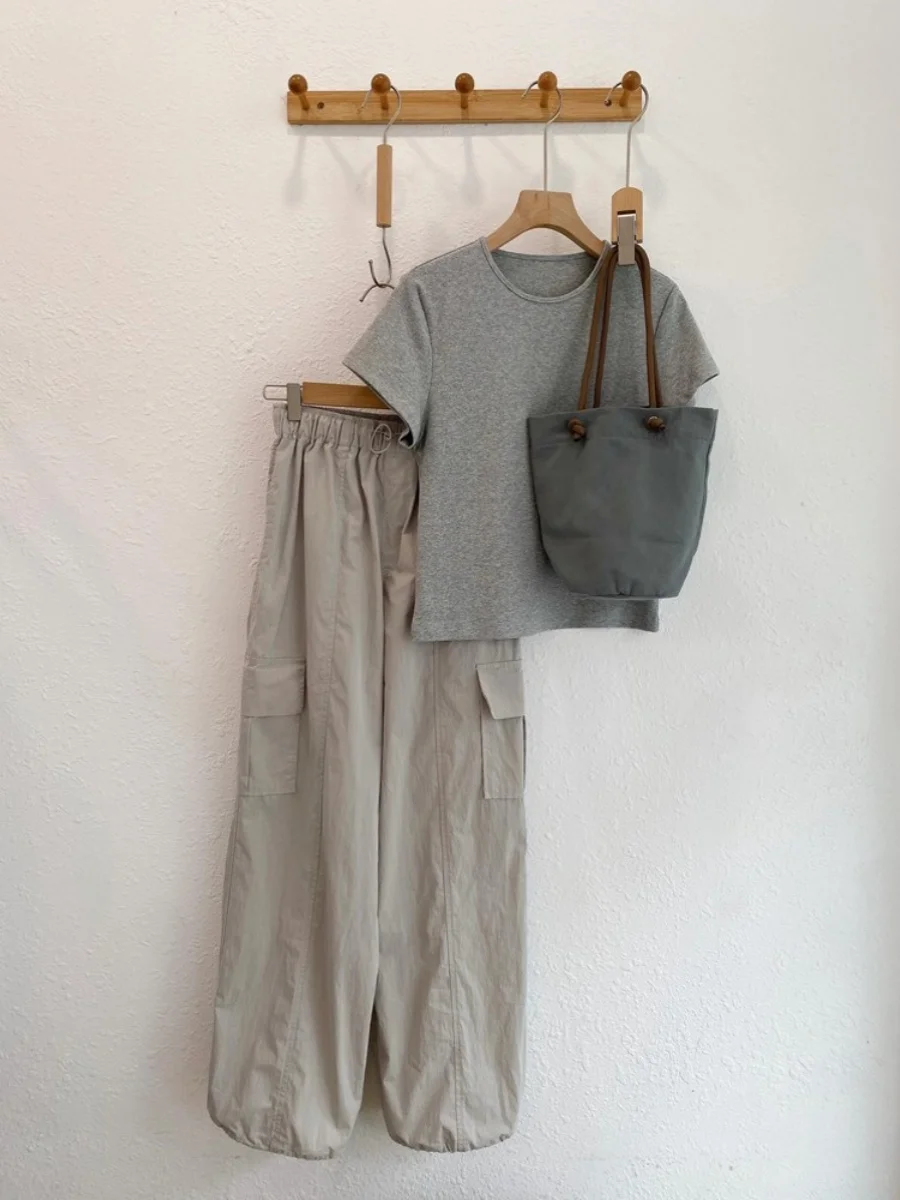 Fashionable Retro Commute Anti-Aging Chic Grey Short Sleeve Workwear Wide Leg Pants Summer Casual Set Korean Style Polyester ...
Fashionable Retro Commute Anti-Aging Chic Grey Short Sleeve Workwear Wide Leg Pants Summer Casual Set Korean Style Polyester ...