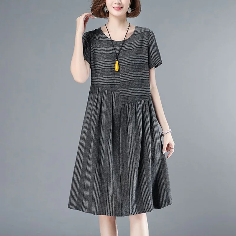 Fashion O-Neck Loose Printed Korean Striped Midi Dress Women's Clothing 2023 Summer New Oversized Asymmetrical Casual Dresses
Fashion O-Neck Loose Printed Korean Striped Midi Dress Women's Clothing 2023 Summer New Oversized Asymmetrical Casual Dresses
