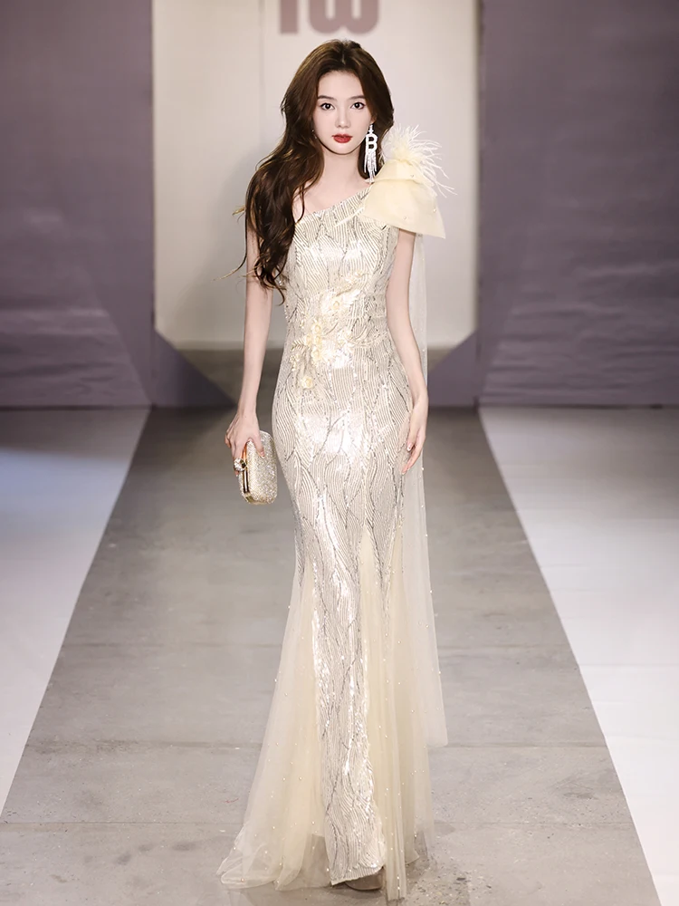 Sexy Evening Gown Single oulder Heavy Embelliment Fi Tail Host Luxury Celebration Adult Par Glittering Long Dr
Sexy Evening Gown Single oulder Heavy Embelliment Fi Tail Host Luxury Celebration Adult Par Glittering Long Dr