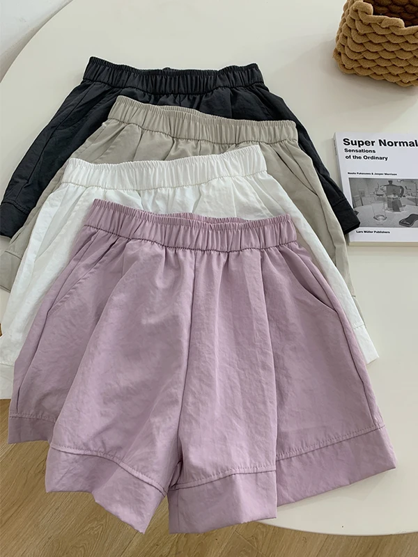 plus Size High Waist Breathable Lightweight Shorts Women's Summer Casual Color Wide Leg Pants Comfortable Loose Fit
plus Size High Waist Breathable Lightweight Shorts Women's Summer Casual Color Wide Leg Pants Comfortable Loose Fit