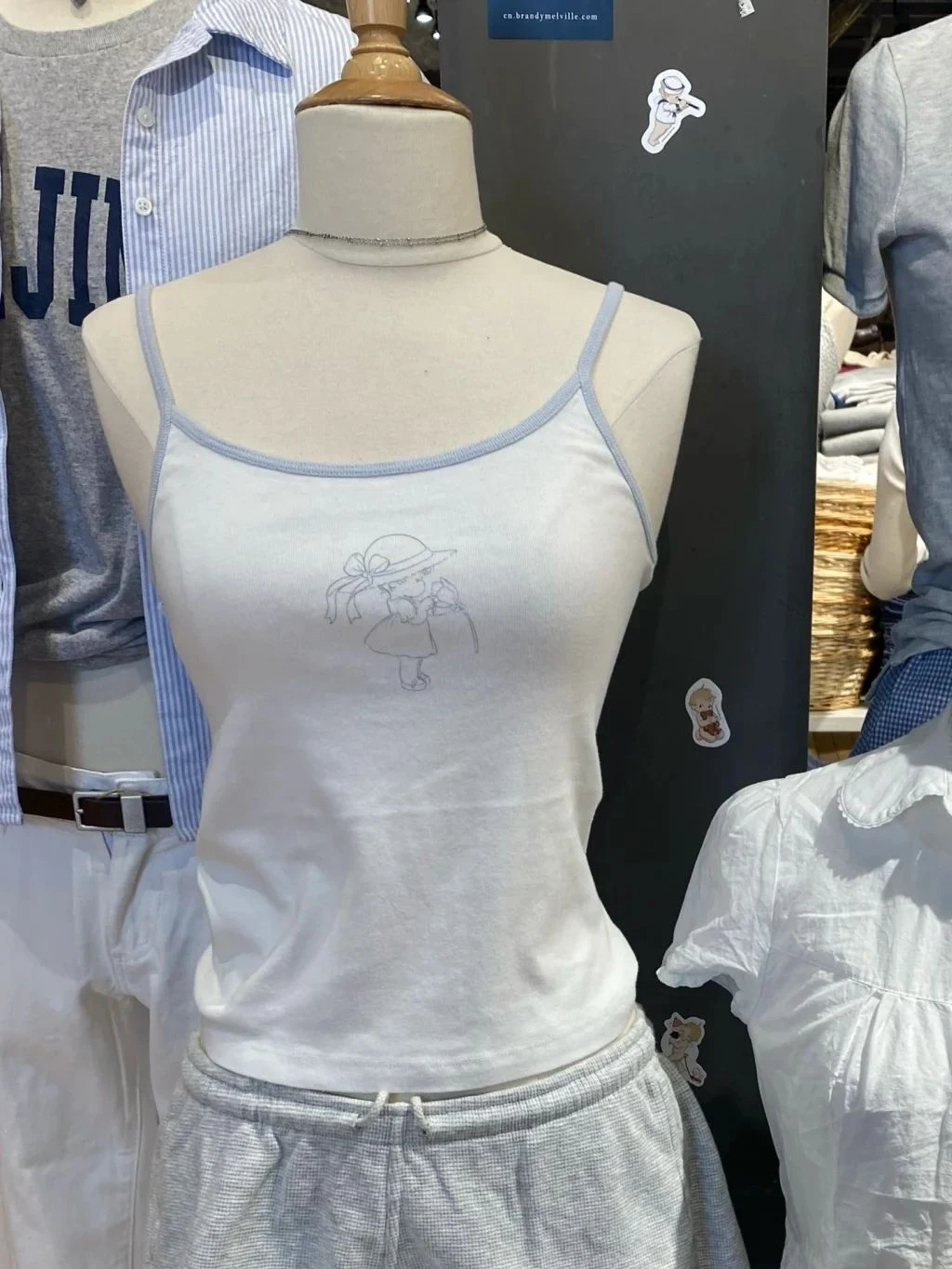 Little Girl with Flower Tank Top Woman Summer Cotton Slim Camisole Female Cute Cartoon Print Sweet Preppy Style Crop Tops Y2k
Little Girl with Flower Tank Top Woman Summer Cotton Slim Camisole Female Cute Cartoon Print Sweet Preppy Style Crop Tops Y2k