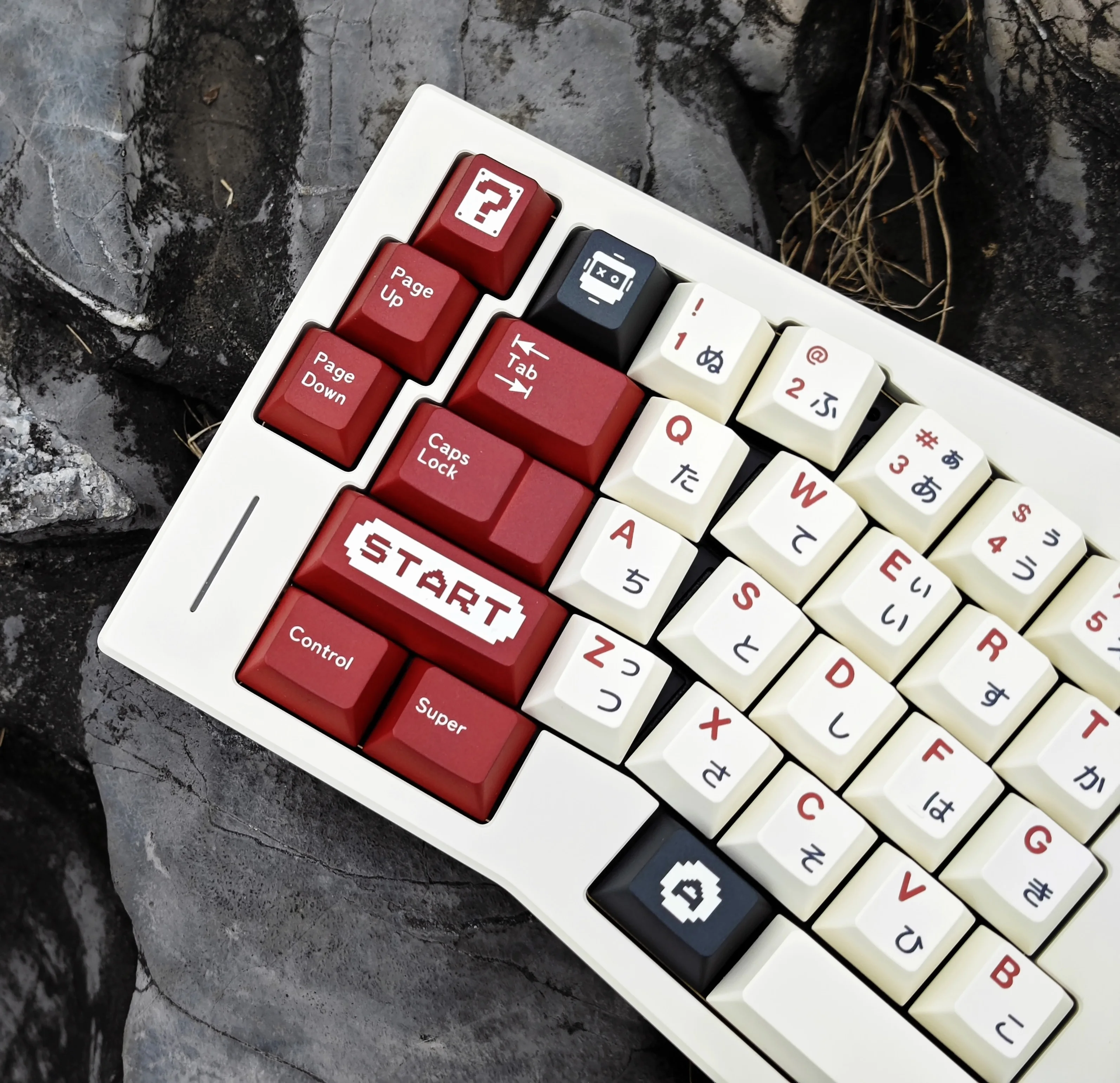 Red and white machine theme keycap PBT Cherry Profile Five-sided sublimation for Mechanical Keyboard Cherry MX Switches
Red and white machine theme keycap PBT Cherry Profile Five-sided sublimation for Mechanical Keyboard Cherry MX Switches