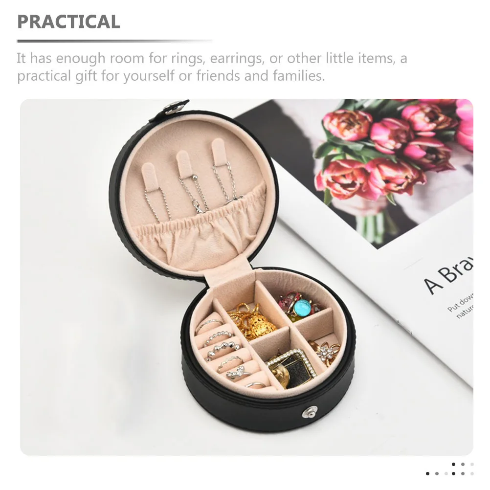Премиальный дорожный футляр для украшений с застежкой для надежного хранения серег, колец, ожерелий, портативный демонстрационный кейс
Премиальный дорожный футляр для украшений с застежкой для надежного хранения серег, колец, ожерелий, портативный демонстрационный кейс