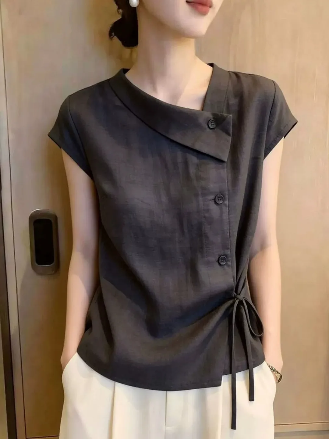 Stylish Unique Super Beautiful Women's Top Elegant Fashionable Summer 2026 High-End Design Sense Polyester Fiber Shirt
Stylish Unique Super Beautiful Women's Top Elegant Fashionable Summer 2026 High-End Design Sense Polyester Fiber Shirt