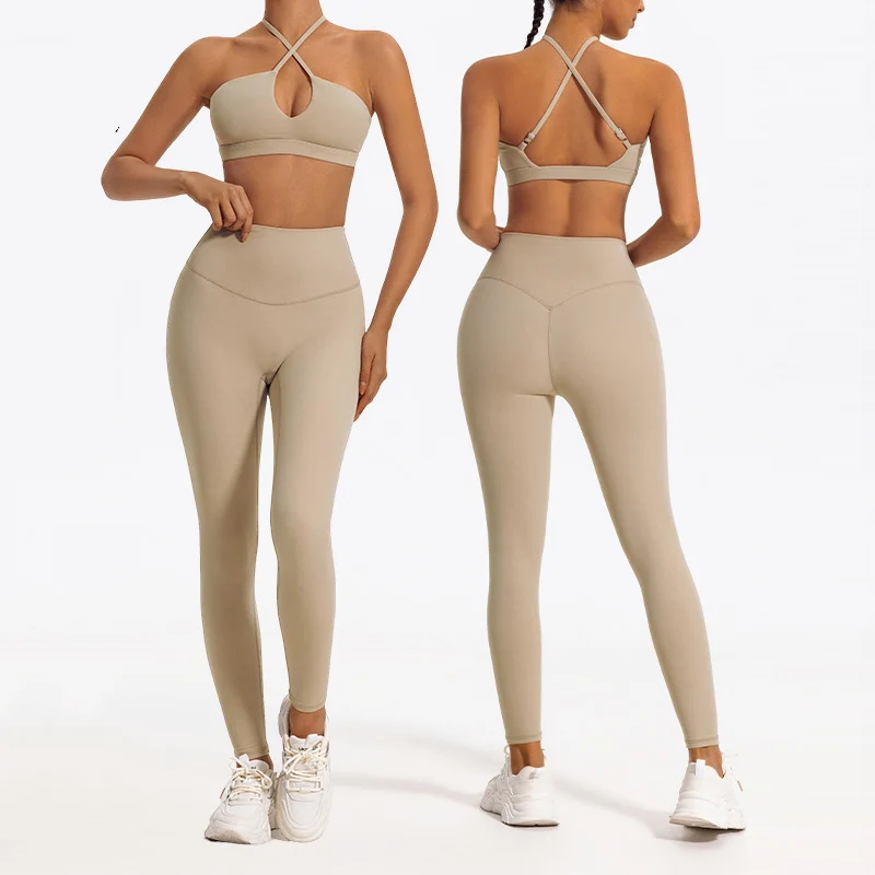 Two-Piece Women's Sports Set Bust Crossover Yoga Clothes Female Bandeau Gym Sports Bra Workout Suits Yoga Outfit for Woman
Two-Piece Women's Sports Set Bust Crossover Yoga Clothes Female Bandeau Gym Sports Bra Workout Suits Yoga Outfit for Woman
