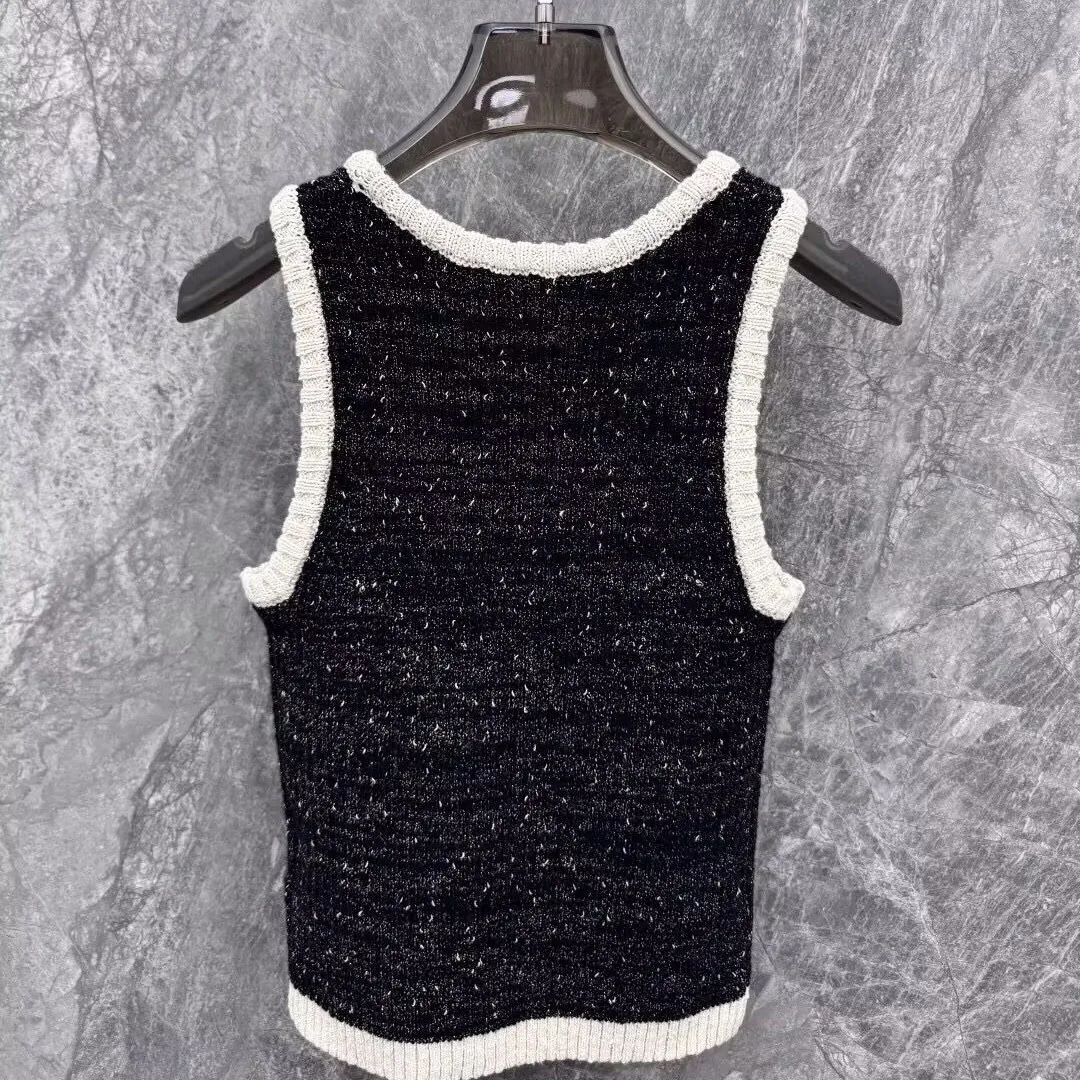 2025 Summer Patchwork Black Knitted Tank Tops Women Oneck Sleeveless Slim Sweet Vest
2025 Summer Patchwork Black Knitted Tank Tops Women Oneck Sleeveless Slim Sweet Vest