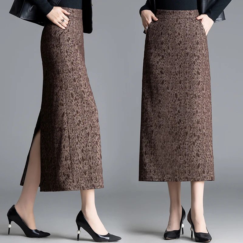 Юбка женская прямая миди с высокой талией, утягивающая, с разрезом и цветочной вышивкой, коллекция Осень-Зима 2025
Юбка женская прямая миди с высокой талией, утягивающая, с разрезом и цветочной вышивкой, коллекция Осень-Зима 2025