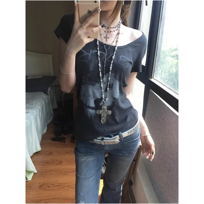 Korean Retro Letters Printed Casual Short-sleeved T-shirt Women 2025 Summer New O-neck All Match Sexy Slim Crop Tops
Korean Retro Letters Printed Casual Short-sleeved T-shirt Women 2025 Summer New O-neck All Match Sexy Slim Crop Tops