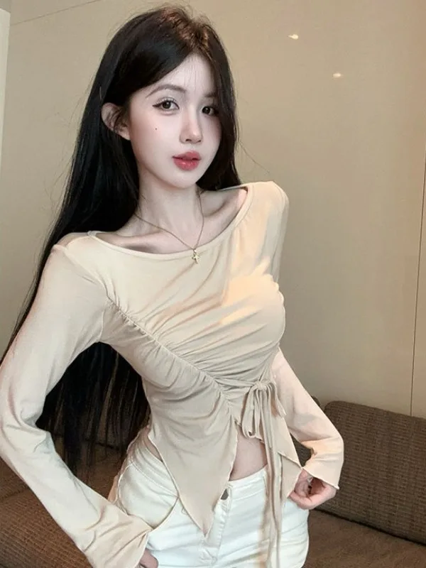 Sexy Girl Long Sleeve Shoulder Bared Pleated T Shirt Women's Fashion Autumn New Style Short Slim Fit Versatile Top City Walk ...
Sexy Girl Long Sleeve Shoulder Bared Pleated T Shirt Women's Fashion Autumn New Style Short Slim Fit Versatile Top City Walk ...
