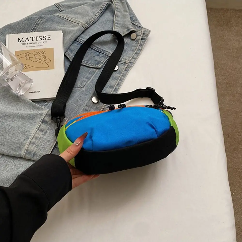 Korean Style Nylon Half Moon Bags Large Capacity Waterproof Dumpling Shoulder Bag All-match Color Contrast Sports Crossbody Bag
Korean Style Nylon Half Moon Bags Large Capacity Waterproof Dumpling Shoulder Bag All-match Color Contrast Sports Crossbody Bag