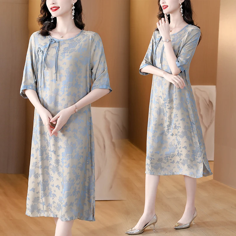 Новинка 2023, шелковое атласное платье Qipao с коротким рукавом, женское платье с круглым вырезом и принтом в стиле ретро, широкая китайская юбка до колен на пуговицах
Новинка 2023, шелковое атласное платье Qipao с коротким рукавом, женское платье с круглым вырезом и принтом в стиле ретро, широкая китайская юбка до колен на пуговицах