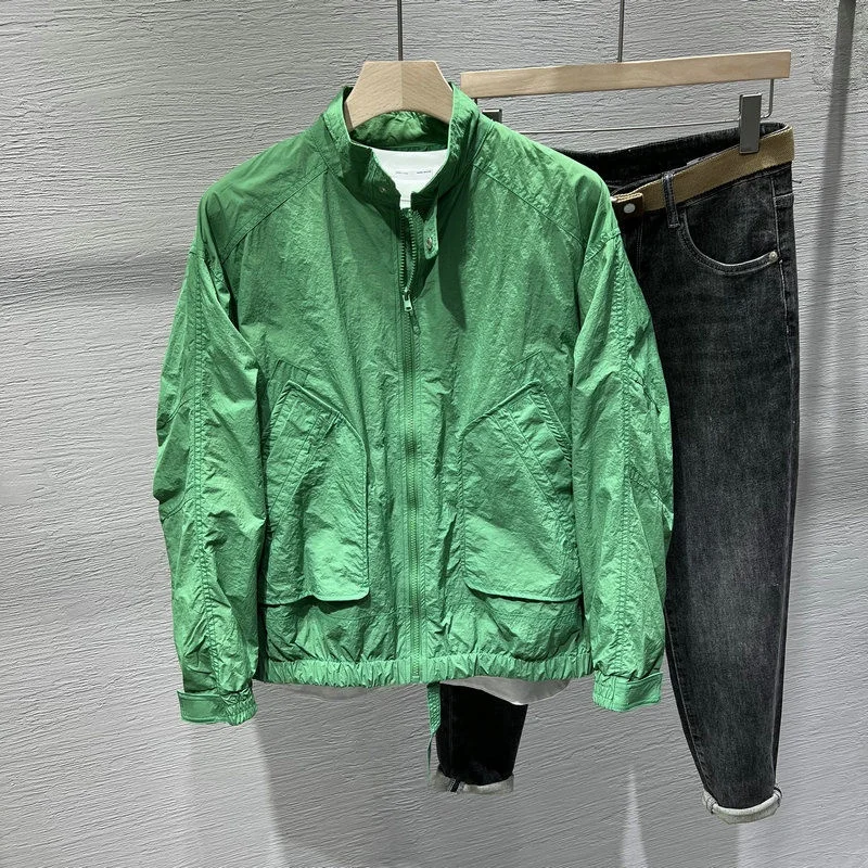 Мужская рабочая одежда: новая летняя модная корейская куртка свободного кроя с воротником-стойкой, защитой от солнца, дышащая, на молнии, для молодежи
Мужская рабочая одежда: новая летняя модная корейская куртка свободного кроя с воротником-стойкой, защитой от солнца, дышащая, на молнии, для молодежи