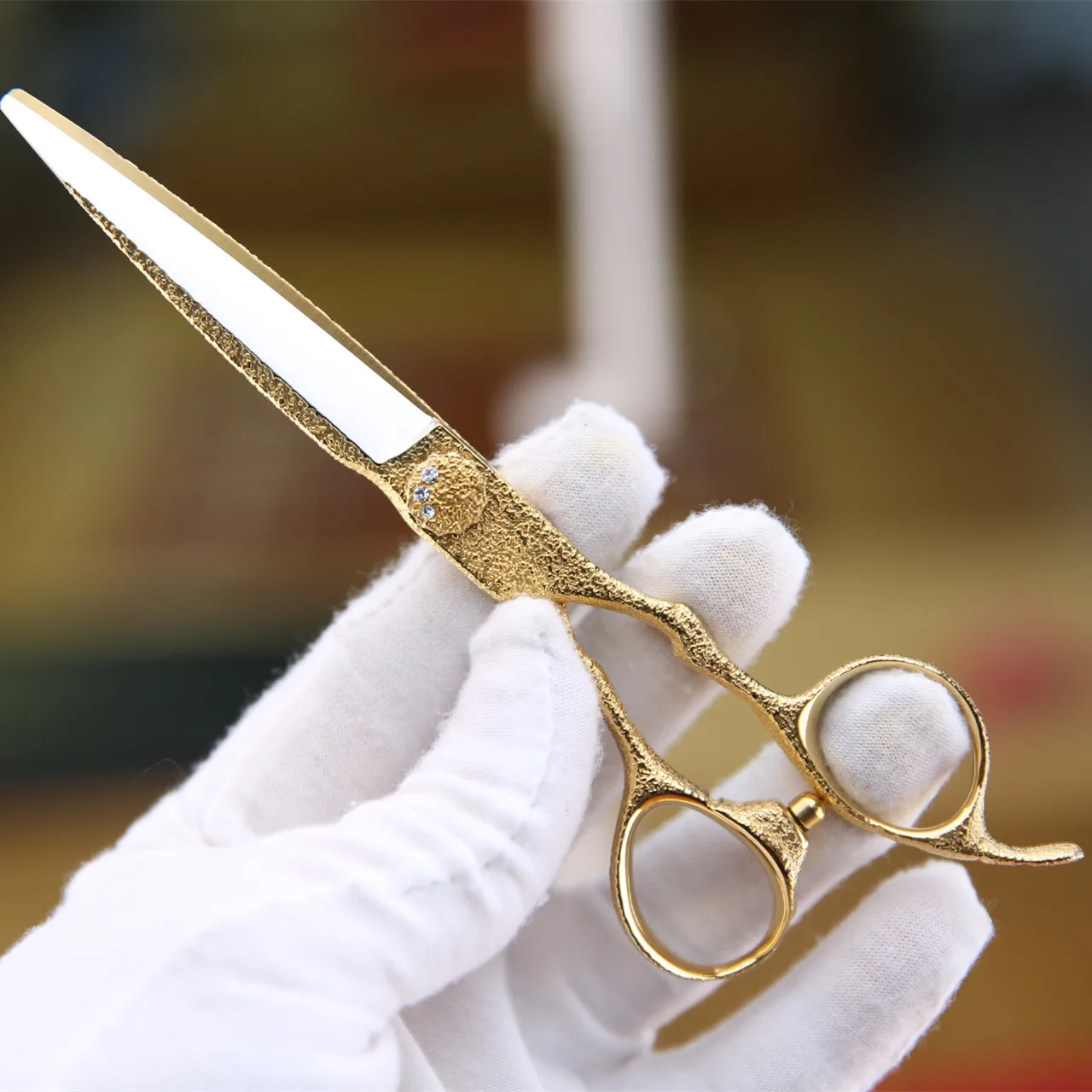 For Gu Alloy Full Hand-Carved Gold-Plated High-End Hairdressing Scissors Hair Scissors Straight Snips
For Gu Alloy Full Hand-Carved Gold-Plated High-End Hairdressing Scissors Hair Scissors Straight Snips