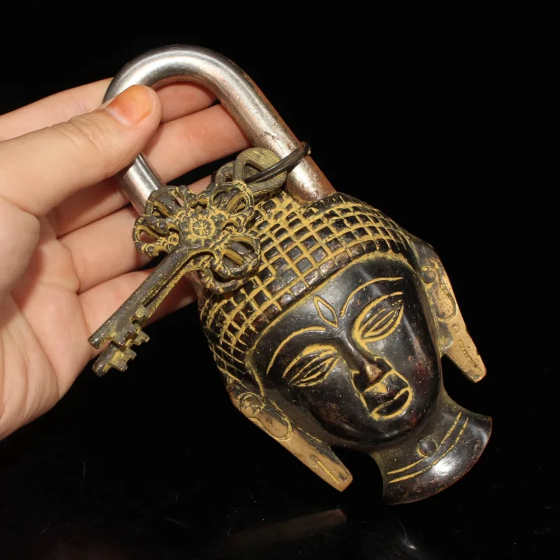Collect China Bronze Buddha Head Buddhism Old-fashioned Anti-theft Lock Door Padlock
Collect China Bronze Buddha Head Buddhism Old-fashioned Anti-theft Lock Door Padlock