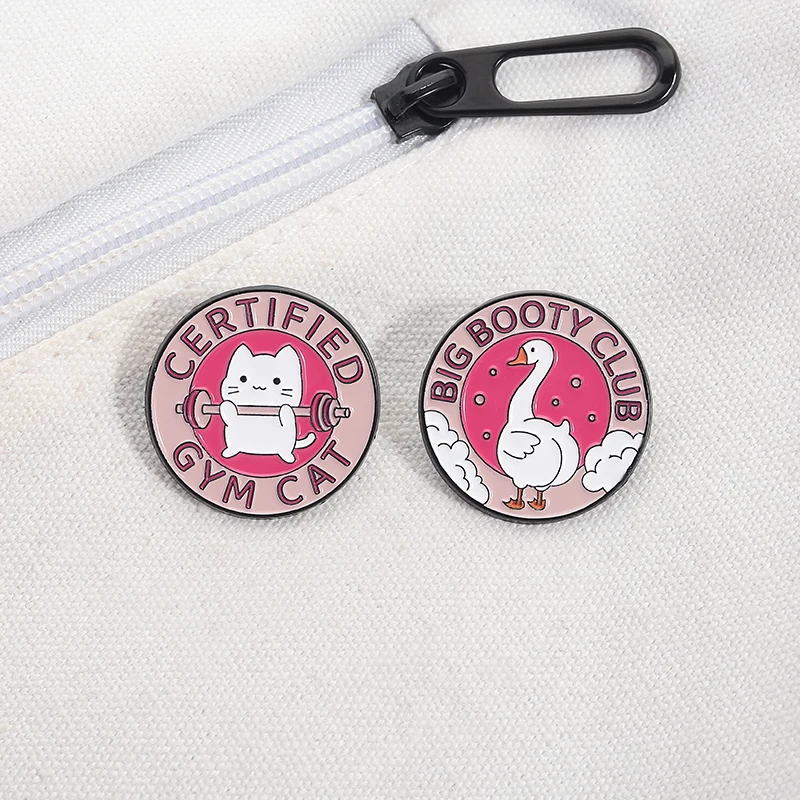 Certified Gym Cat Brooch Enamel Pins Creative Fitness Animals Big Booty Club Brooches Bags Lapel Badges Jewelry Gift for Friends
Certified Gym Cat Brooch Enamel Pins Creative Fitness Animals Big Booty Club Brooches Bags Lapel Badges Jewelry Gift for Friends