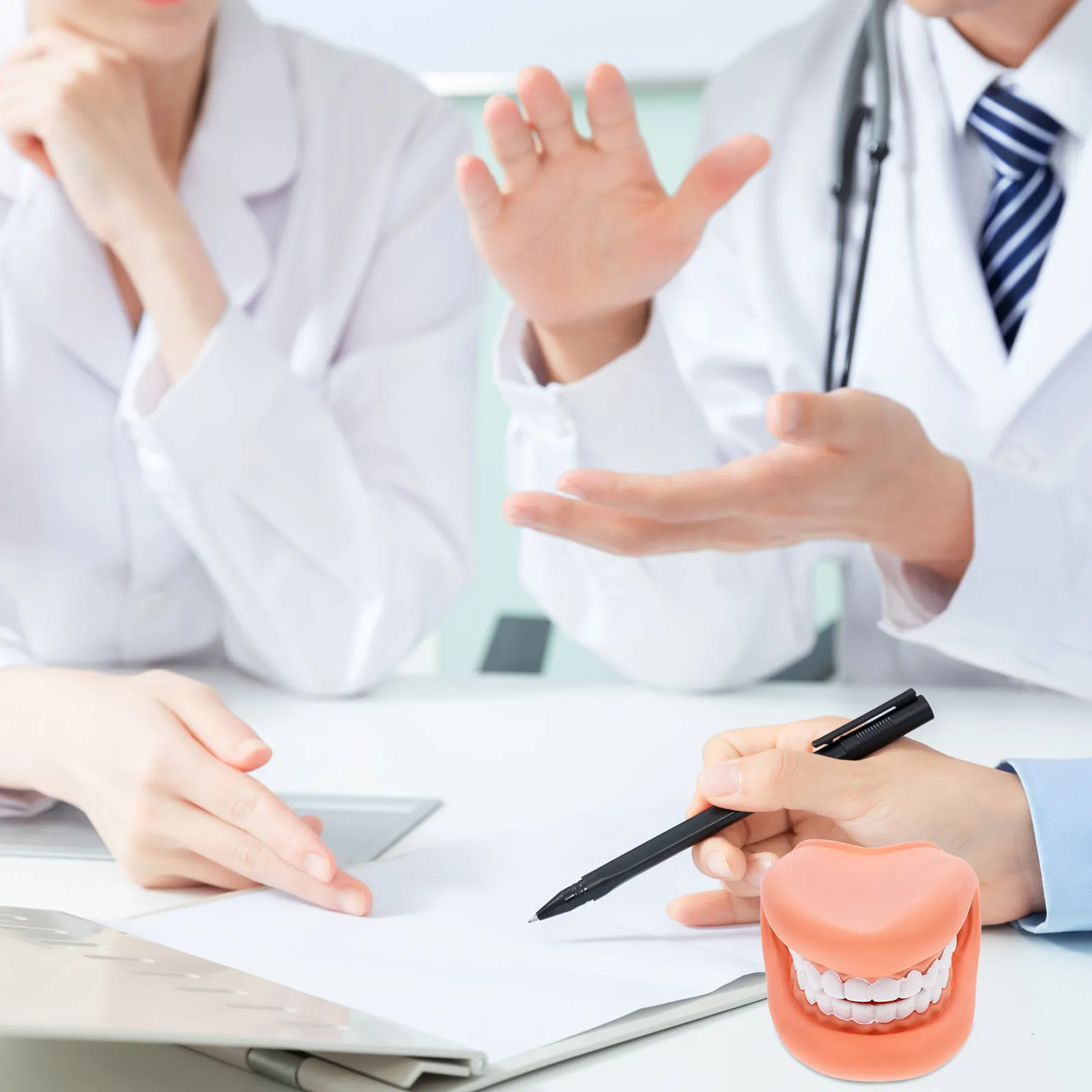 Teeth Teaching Dental Teeth Demonstration Realistic Training Oral Brushing Educational Tool for Schools Clinics
Teeth Teaching Dental Teeth Demonstration Realistic Training Oral Brushing Educational Tool for Schools Clinics